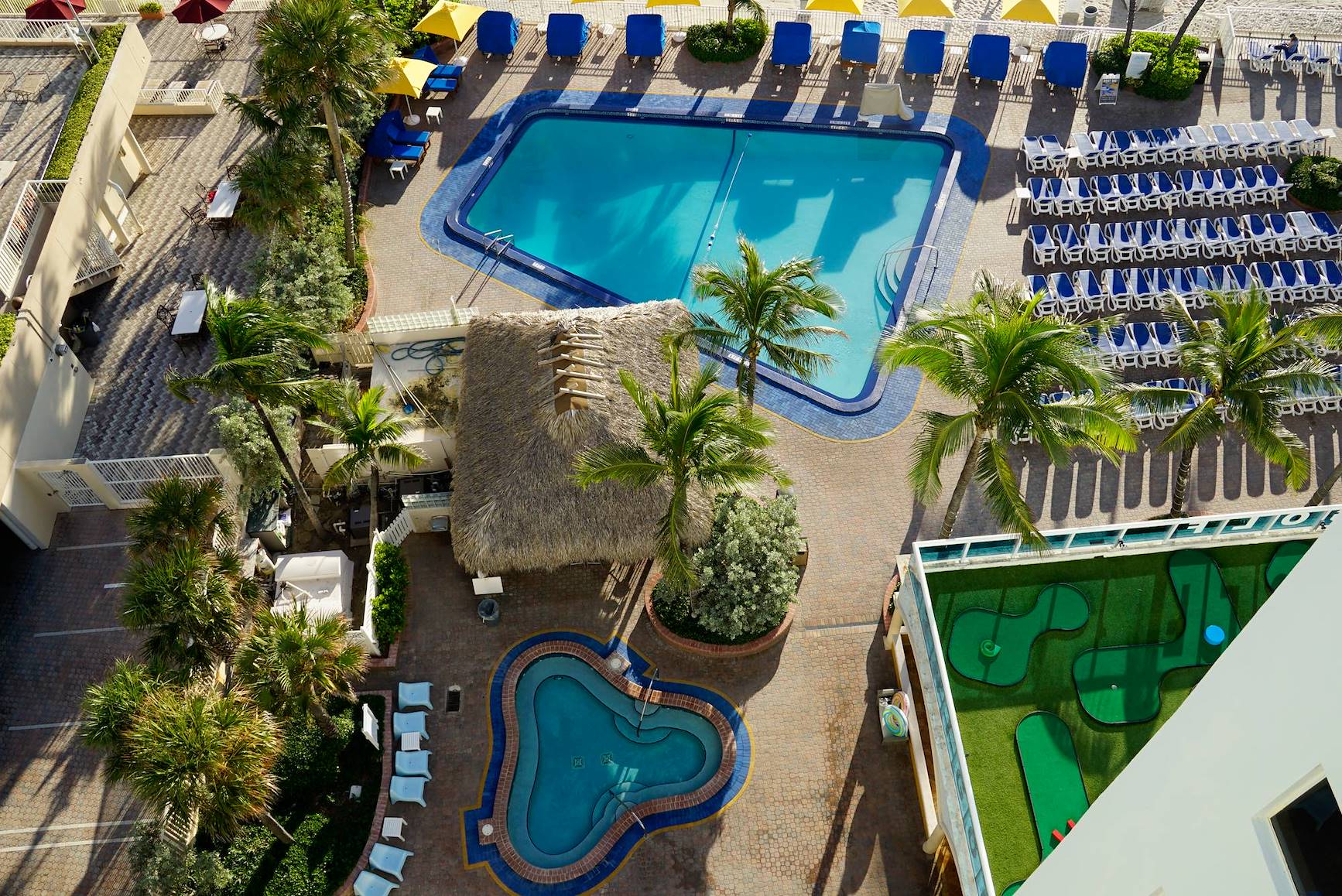 Ocean Sky Hotel-Pool Deck, Spa Tub & Tiki Bar
